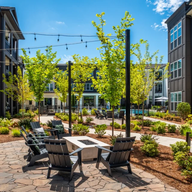 At Connery on Providence, every detail was designed to elevate the lifestyle of its 55+ residents. A vibrant central courtyard situated at the heart of the community invites neighbors to gather, stay active, or simply unwind. Fire pits with comfortable seating, an outdoor kitchen, and a flexible lawn set the stage for everything from yoga and outdoor movies to casual evenings connecting with neighbors. More than a place to live, Connery on Providence creates a residential retreat tailored to connection, comfort, and belonging. #LDProjects @ConneryCLT